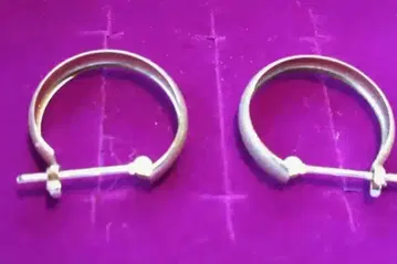 JEWELRY.TSUTSUMI 후프 귀걸이 K10 YG