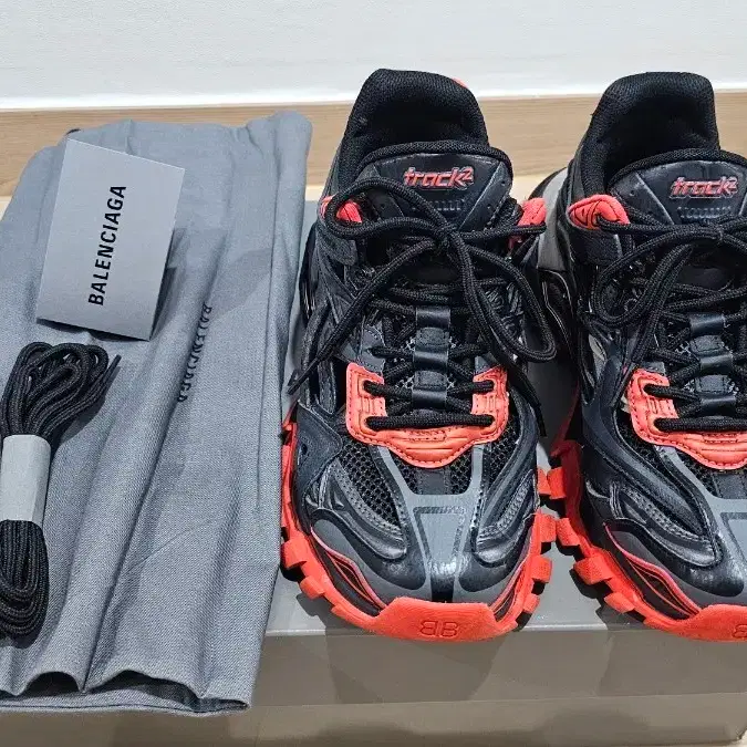 Balenciaga Track 2 Black/Red Sneakers Size 39