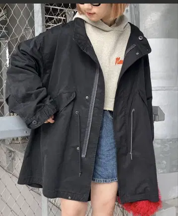 에신타 오버 모즈 코트