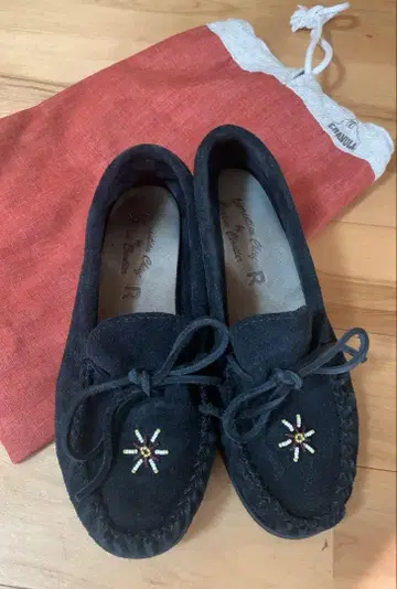45R Laurentian Chief x 45R 스타 비즈 모카신