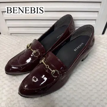 미사용 새상품 BENEBIS 베네비스  에나멜 로퍼 23.5
