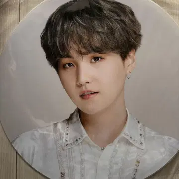 BTS LOVE YOURSELF 부채