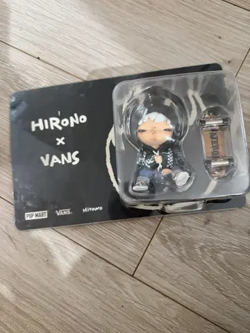 POPMART HIRONO x VANS