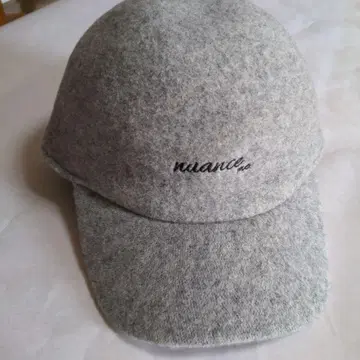 Nuance 그레이 펠트 캡 M