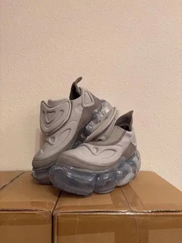 grounds 스니커즈 MOOPIE NAZCA 아이스 그레이 29cm