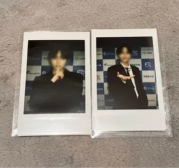 NINE.i 반 폴라로이드