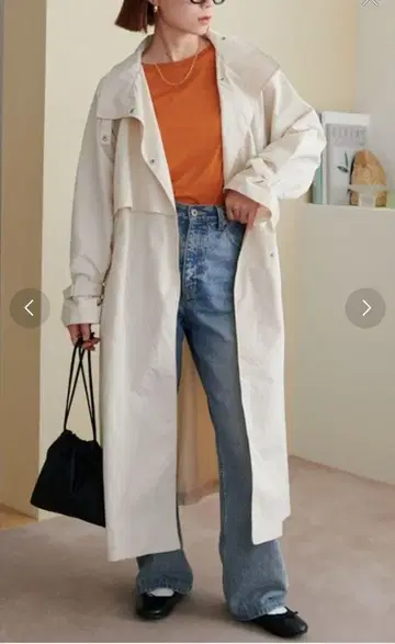 아이보리 트렌치코트 허리 벨트 포함