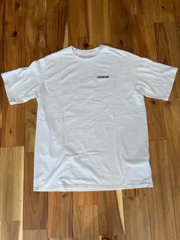 patagonia 화이트 T셔츠