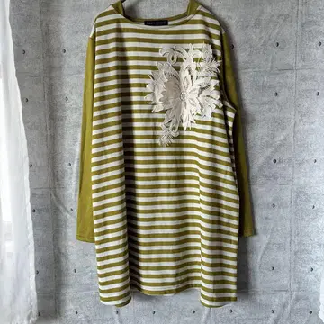 FASHION MESSAGE 꽃무늬 자수 보더 긴팔