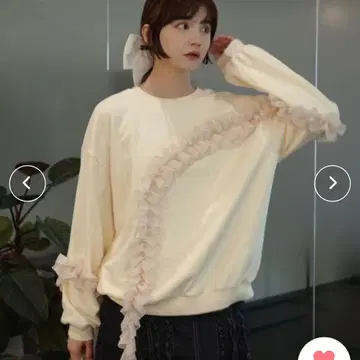 메니 프릴 루즈 맨투맨 / 디자인 프릴 맨투맨