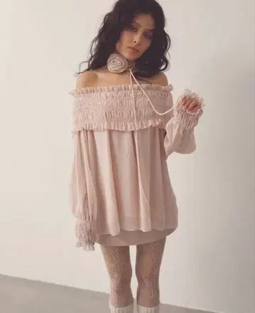 PELLICULE rose shirring frill blouse