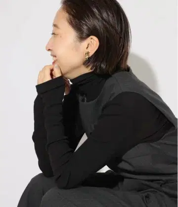 IENA 테크노 골지 터틀넥 풀오버