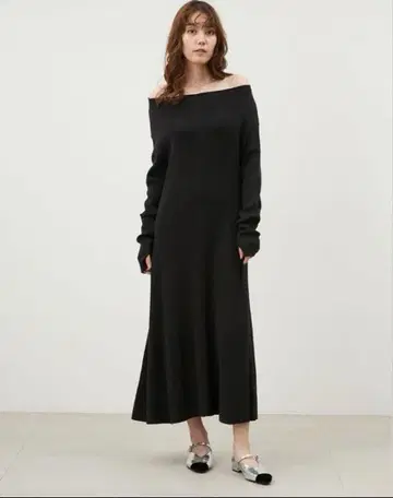 Mila Owen 오프숄더 롱 리브 니트 원피스 라메 사이즈 1