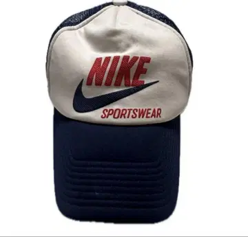 NIKE SPORTSWEAR 메쉬 캡