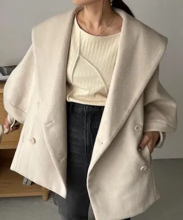카프리슈 레마쥬 BIG 옷깃 울 코트 36 S 베이지
