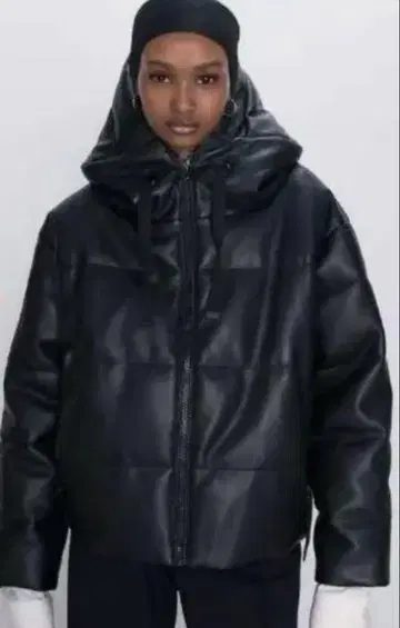 ZARA 후드 부착 자켓