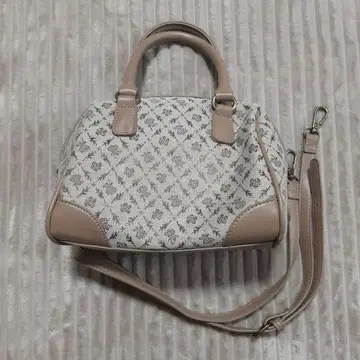 [ 새상품급 ] axes femme 베이지 꽃무늬 자수 숄더백