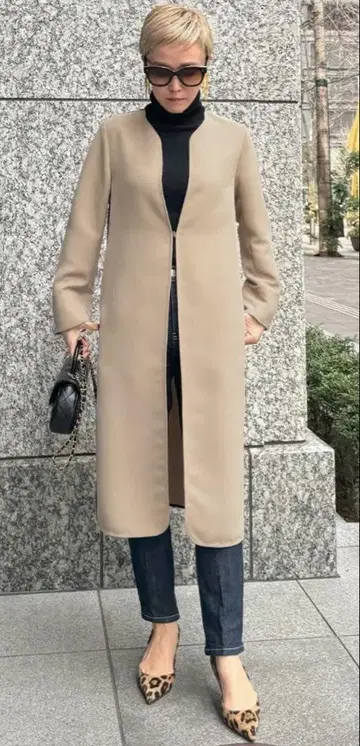 *JENNE * 제뉴 미사용 새상품 클래시컬 롱 자켓 베이지 M