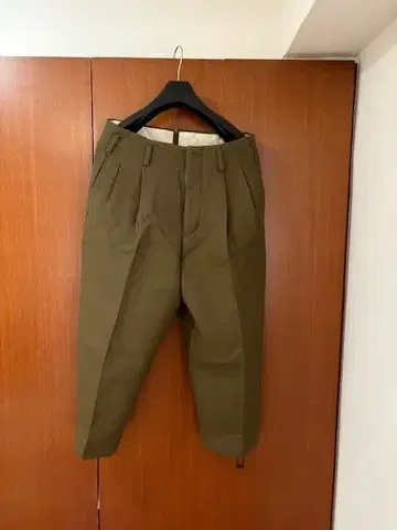 Scye 턱 울 팬츠 38