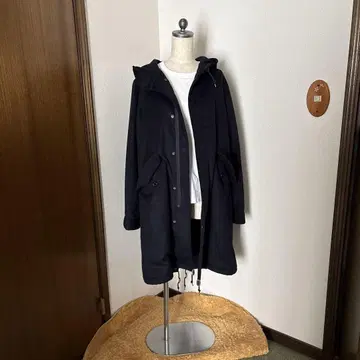 젬블 후드 부착 코트