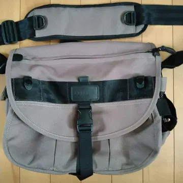 C&F DESIGN Outrange 레귤러 숄더백