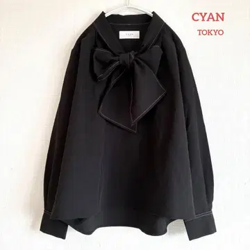 CYAN TOKYO 보타이 리본 스티치 풀오버 긴팔 두꺼운 원단 V넥