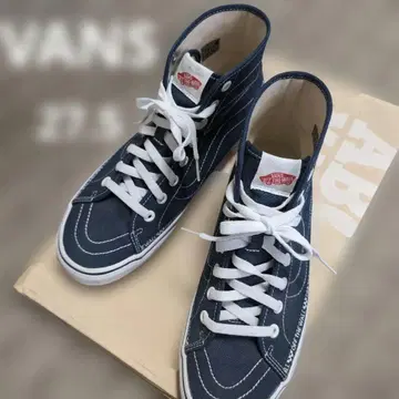 VANS SK8-Hi 네이비 하이컷 스니커즈