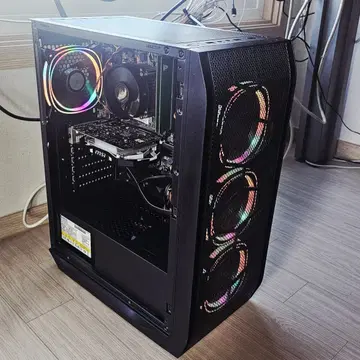 컴퓨터 게이밍 PC i7-7700 GTX 1050 Ti 팝니다 | 브랜드 중고