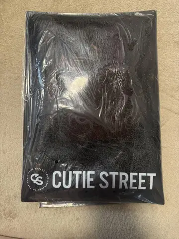 [ 미개봉 새상품 ] CUTIE STREET VIP 혜택 큐스토