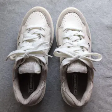 컨버스 스니커즈