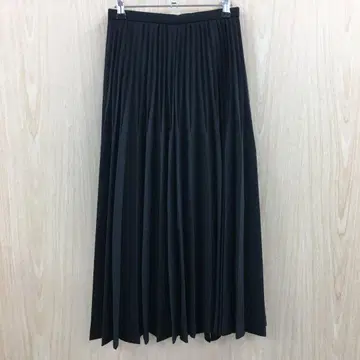 유나이티드 도쿄 블랙 플리츠 롱 코트 F1016B06