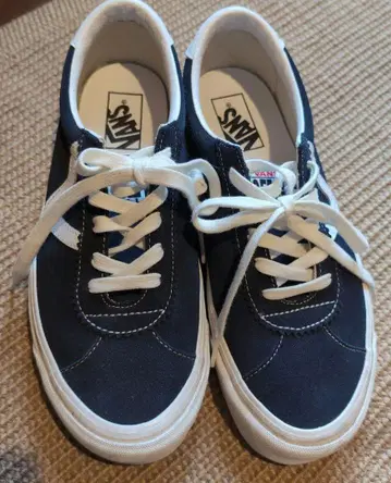 VANS 네이비 스니커즈