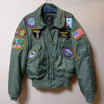 알파 CWU-45P VFA-27 로열 메이스 CVW-5