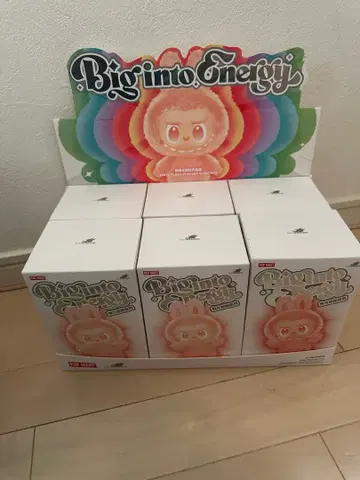 Big into Energy 봉제 인형 6개입 러브브
