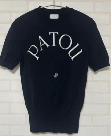 patou 니트