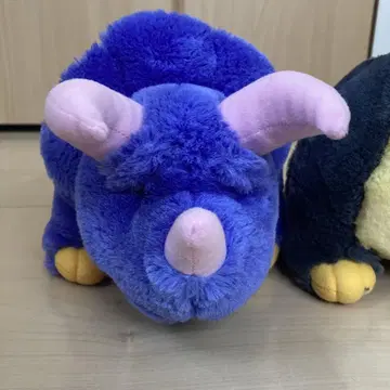쇼와 레트로 히로쿤 하우스 봉제 인형 공룡 트리케라톱스