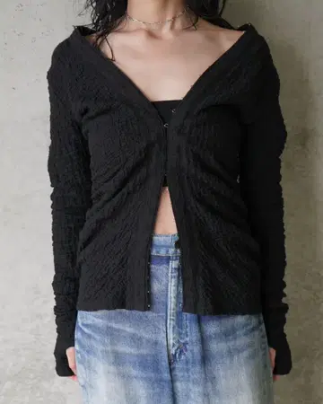 블랙 V넥 가디건 긴팔