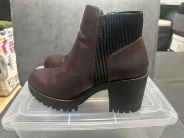 ZARA 다크 브라운 사이드 고어 부츠 힐 약 8cm