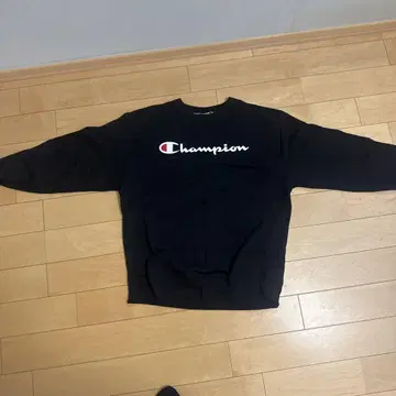 Champion 블랙 맨투맨 트레이닝복