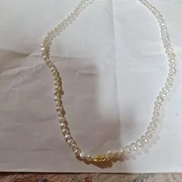 프랑슈리페 목걸이 금장 장식 토끼 포함