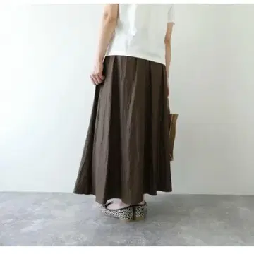 도니유 브라운 플레어 스커트