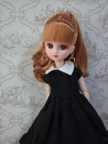 커스텀 리카짱 브라운 포니테일 22cm 인형