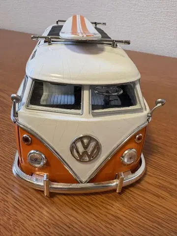 Volkswagen 버스 1/24 사이즈 서핑보드 포함