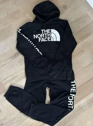 The North Face 맨투맨 상하의 세트