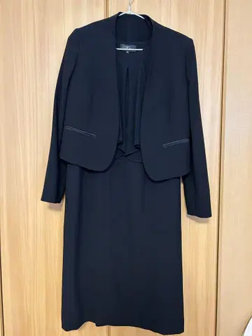블랙 원피스 자켓 포함 상복, 예복