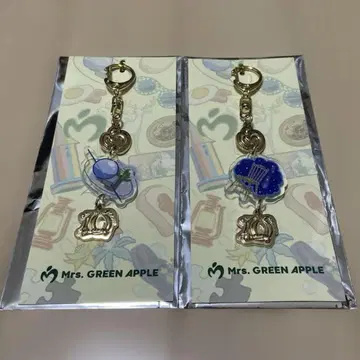 Mrs. GREEN APPLE 랜덤 참 키링 2세트
