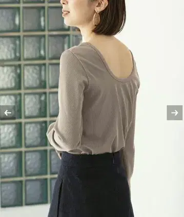 NOBLE 라운드넥 풀오버