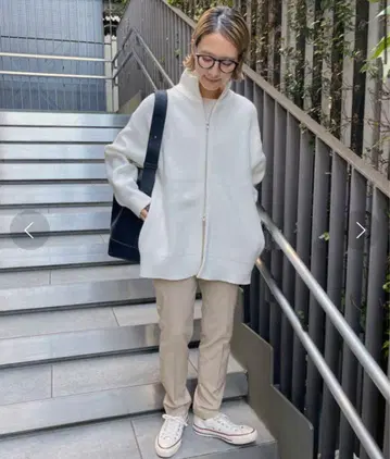 [ Spick & Span ] 속기모 슬림 스트레이트 팬츠 베이지