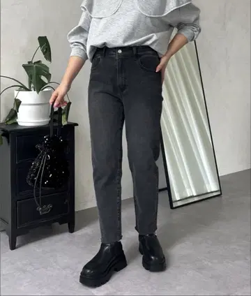 다크 그레이 하이웨스트 데님