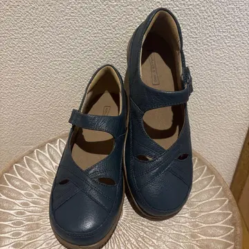 다크 블루 가죽 멜리 제인 슈즈